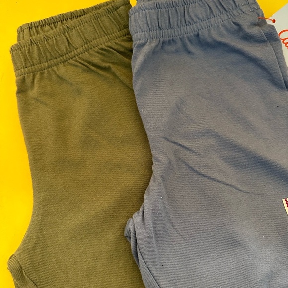 Cat & Jack Bundle Of 2 Jogging Pants Unisex Gray & Green Size 3 BNWT - Picture 2 of 3